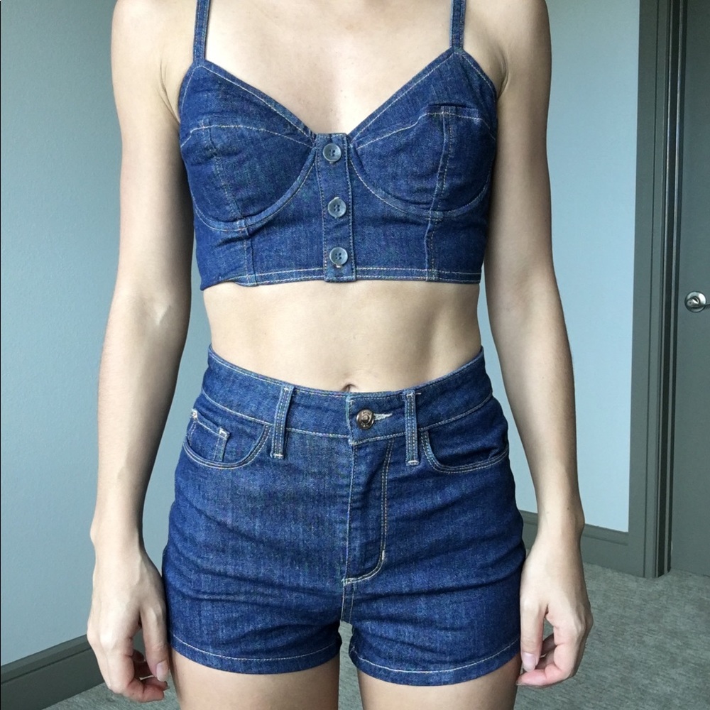 Guess size XS denim crop